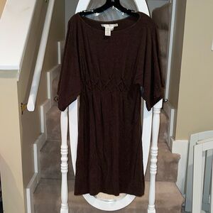 Max Studio Brown soft flowy knee length dress.